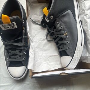 Converse Men's Black and Gray Sneakers with Yellow Accents